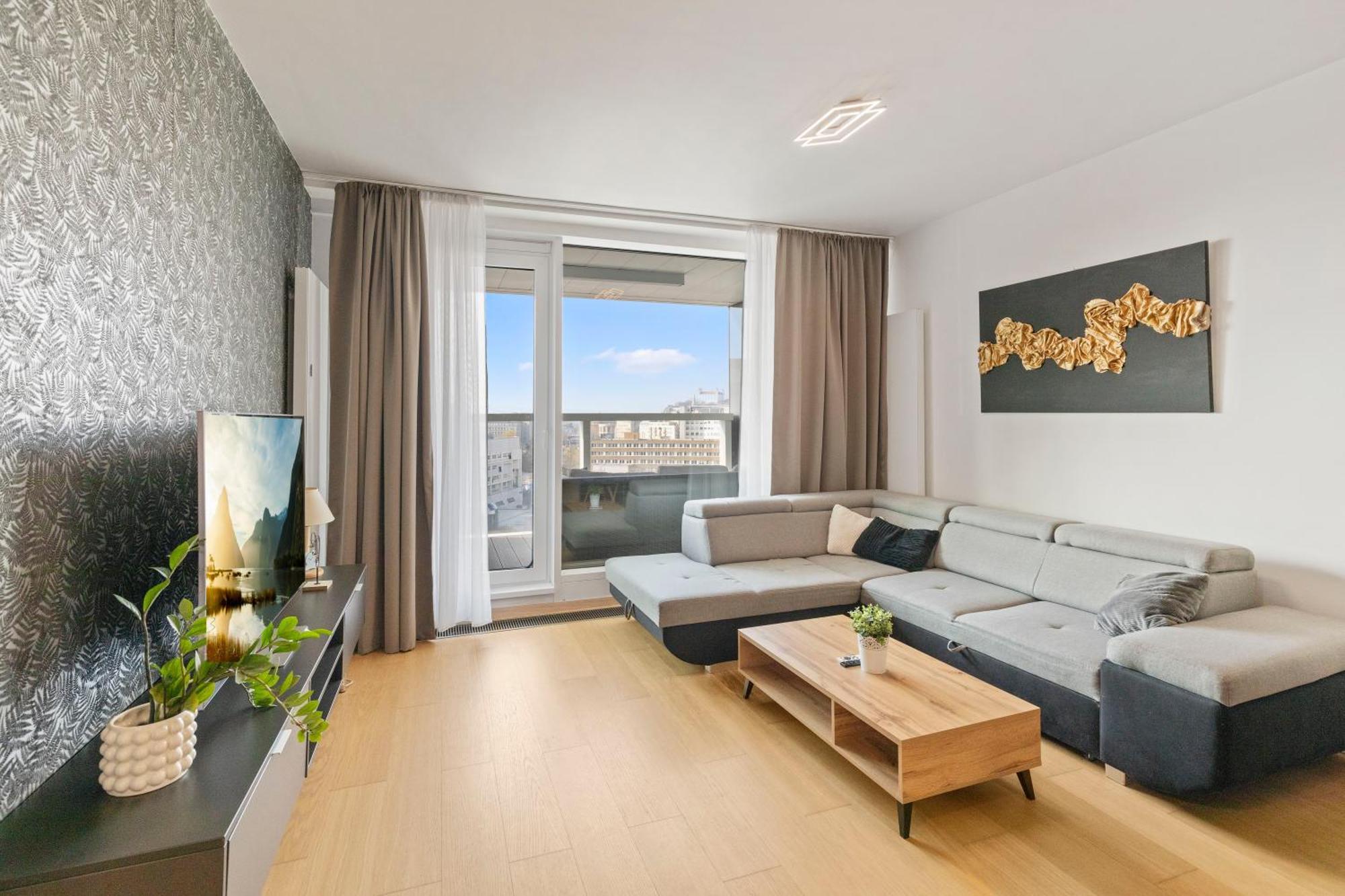 Panorama City Apartment In Downtown Area With Free Parking And Castle View Bratislava Exterior foto